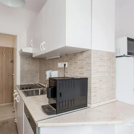 Brand New, Large With Opening Discount Apartmán *